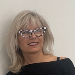 Ingatlan iroda logó